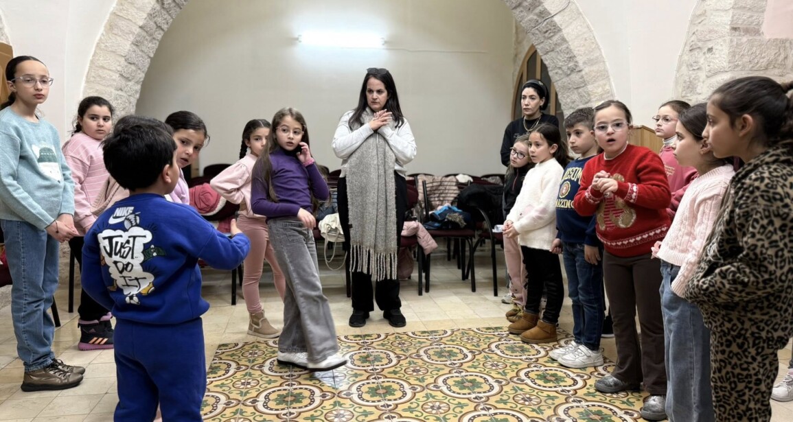 طلاب اكاديمية بيت لحم للموسيقى